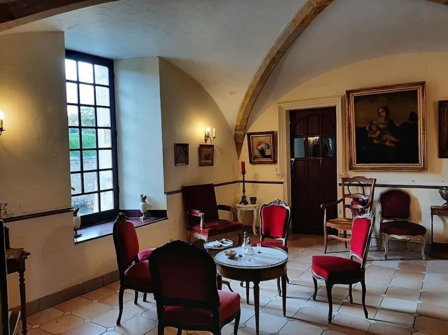 Chateau De Mornay Saint-Pierre-de-l'Isle Exteriér fotografie